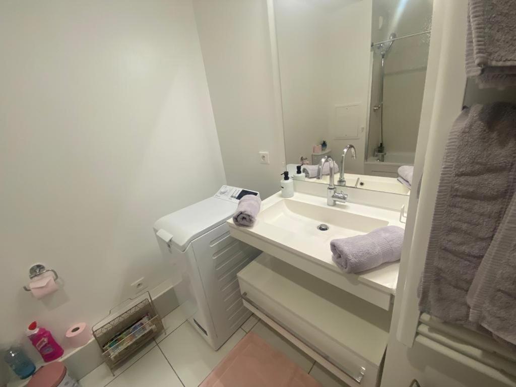 Appartement 80M2, Terrasse Sud, Metro 7 Direction Louvre A 8Minutes, Parking Sous-Sol, Proche Paris-Bercy Иври сюр Сен Екстериор снимка